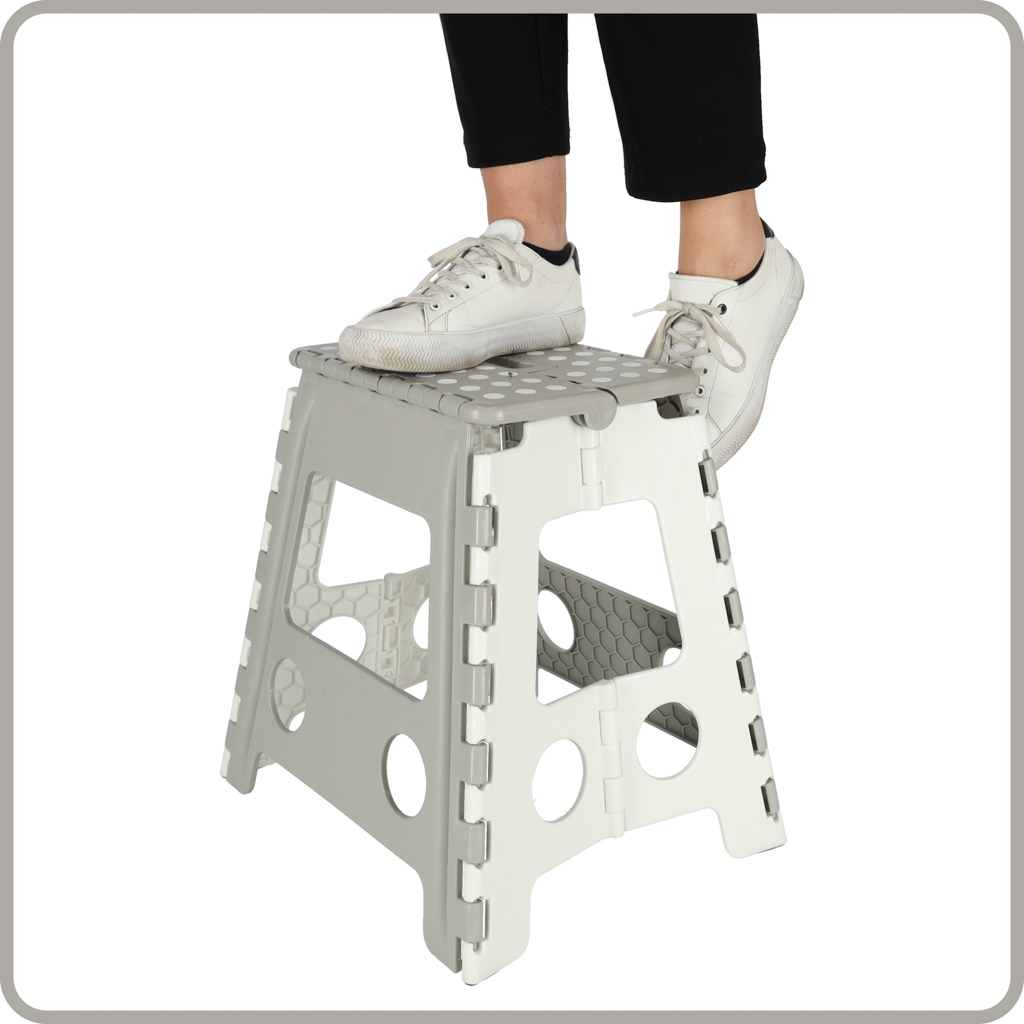 Stołek taboret składany antypoślizgowy wysoki 39cm jasny szary - obrazek 5